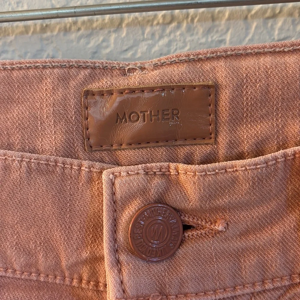 Like new MOTHER the insider ankle fray Jeans in Soft Peach 26 - Picture 5 of 12